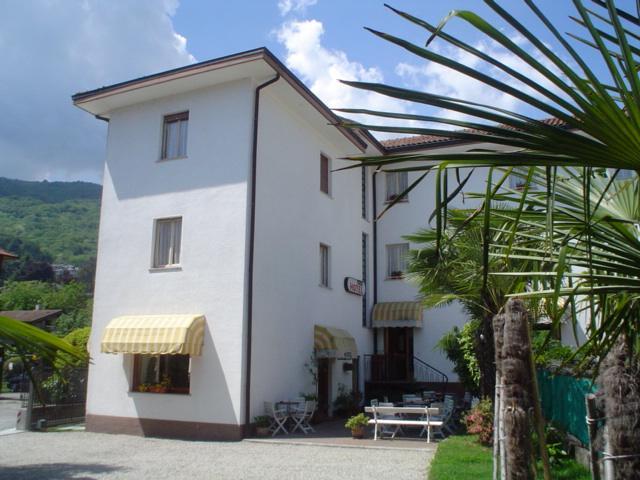 Hotel Elvezia Lake Maggiore Kültér fotó