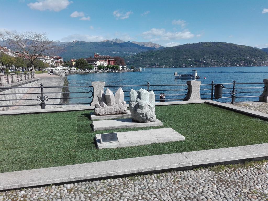 Hotel Elvezia Lake Maggiore Kültér fotó